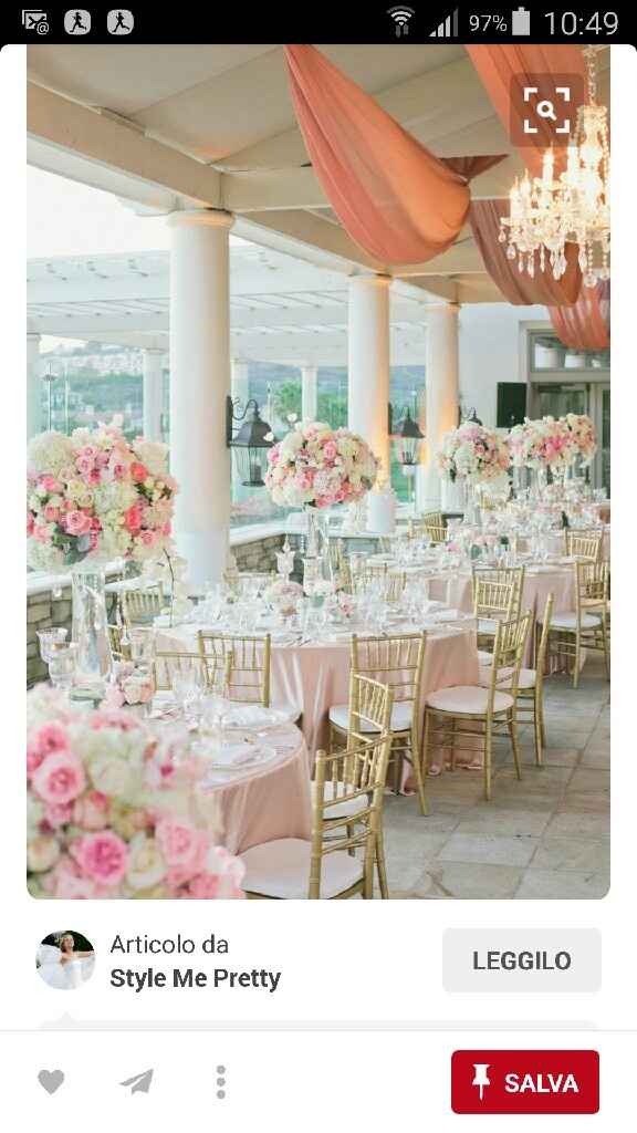 Colori bianco e rosa chiaro - 18