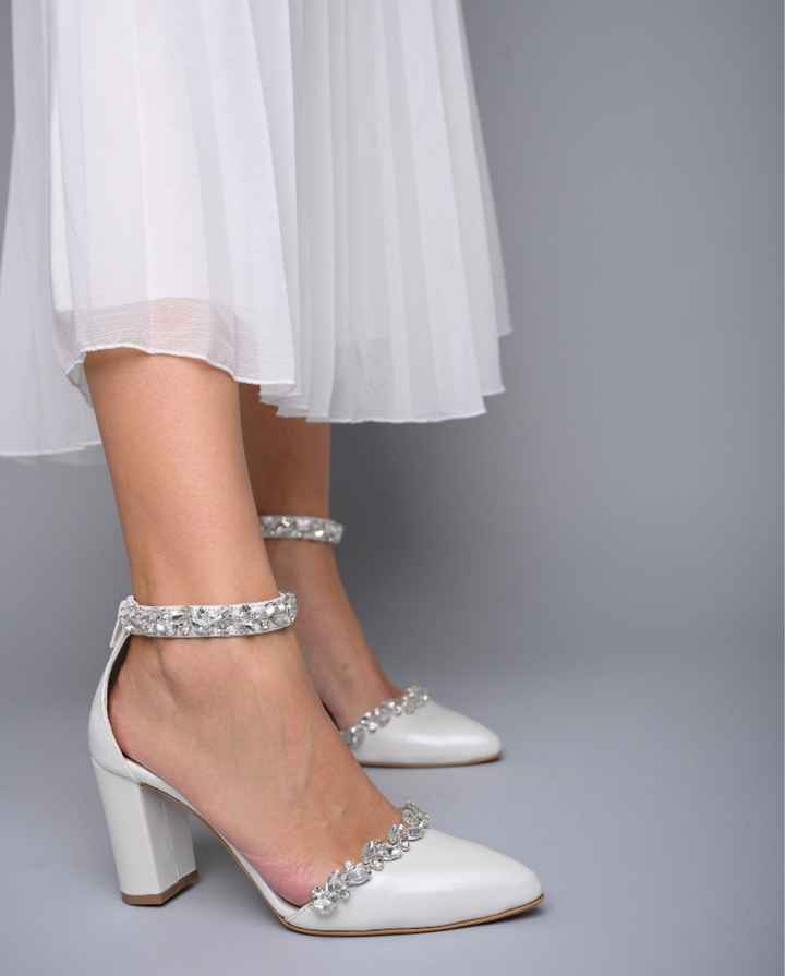 Consigli sulle scarpe?? 🙏 - 2