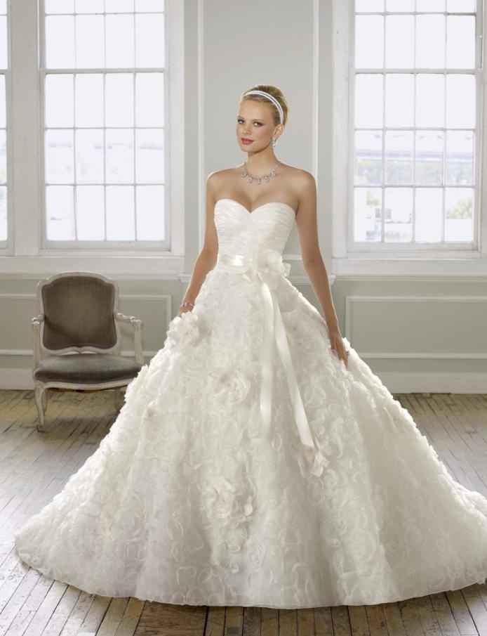 ABITI DA SPOSA ...by Madeleine Gardner e linea Moree Lee