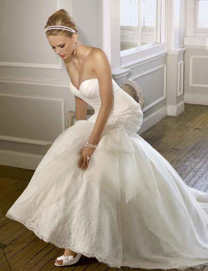 ABITI DA SPOSA ...by Madeleine Gardner e linea Moree Lee