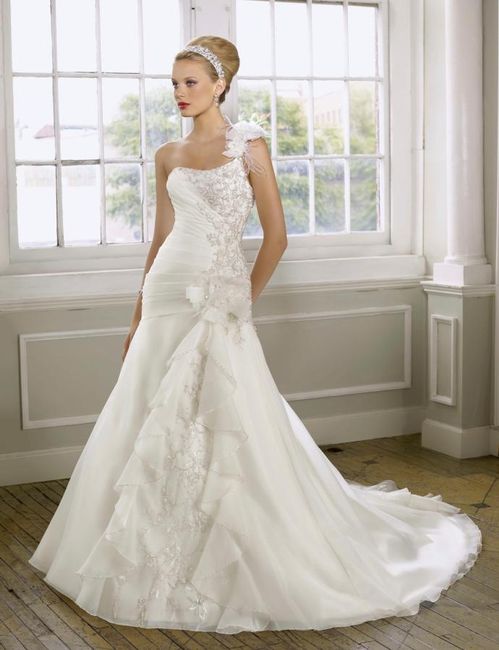 ABITI DA SPOSA ...by Madeleine Gardner e linea Moree Lee