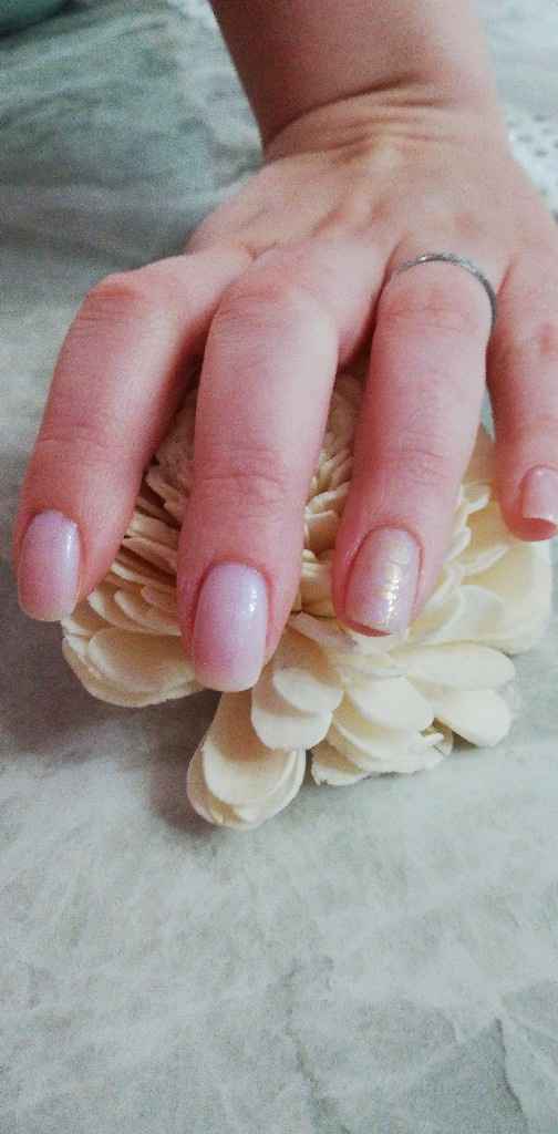 Prima prova unghie 💅🏻 - 2