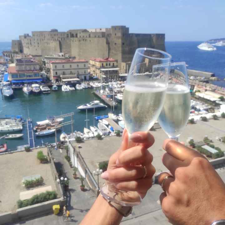 Dove alloggiare prima notte di nozze, Napoli - 1