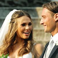 Capelli sciolti ...che orecchini indossare ?