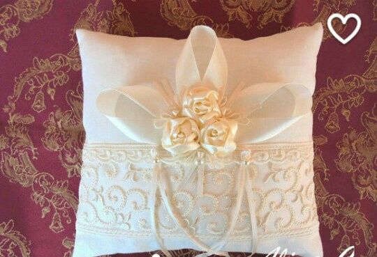 Cuscino portafedi - 1