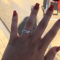 E ora mostraci una foto del tuo anello di fidanzamento! - 1