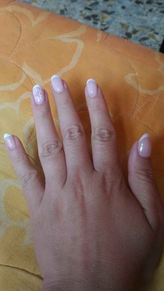 E anche le unghie ci sono... -2 - 2