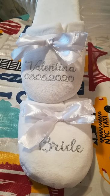 Ciao ragazze mi fate vedere le ciabatte che indosserete a casa? - 1