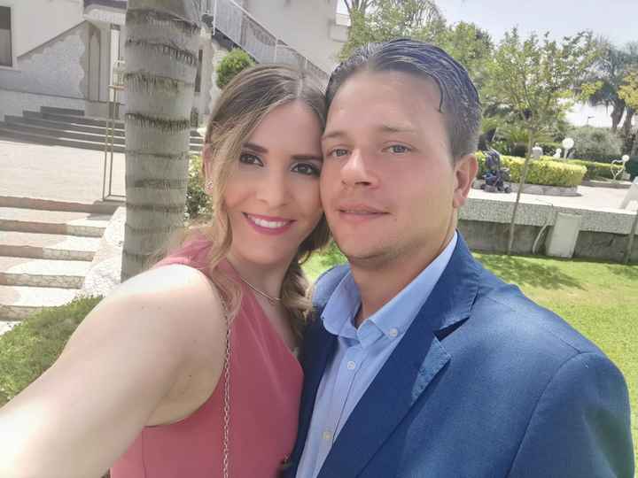 Postate una foto di voi due 👇 - 1