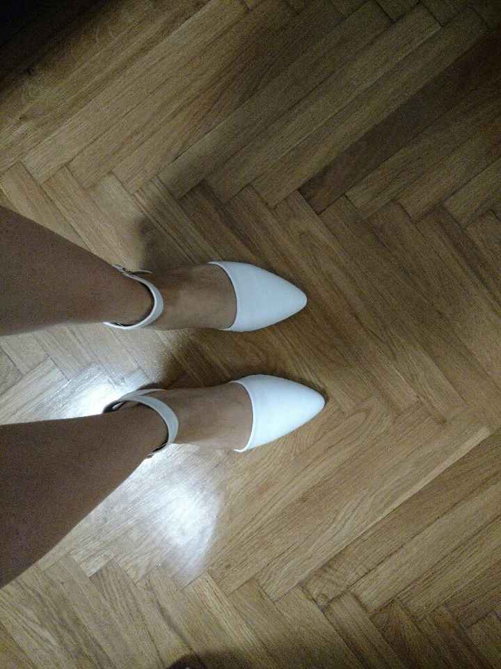  Scarpe trovate!! - 1