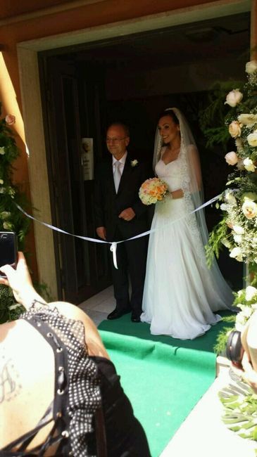 Condividiamo la foto del nostro abito il giorno delle nozze ? - 1