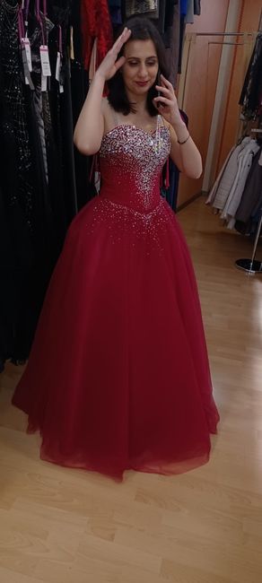 Ragazze con abiti da sposa colorati a me! 3