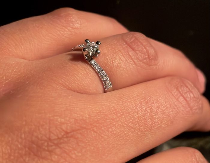 Come è il vostro anello di fidanzamento?? 10