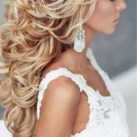 Acconciatura per una sposa dai capelli ricci - 1