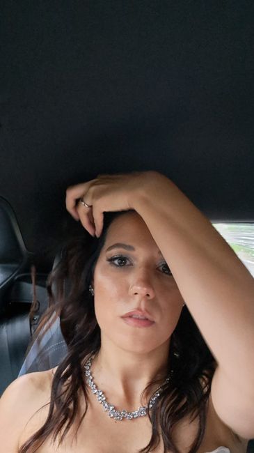 Makeup artist Laura B. 4