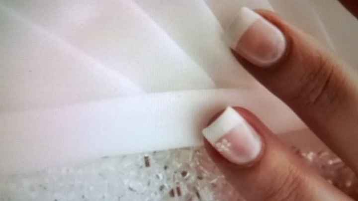 mani perfette per un "nuovo anello"