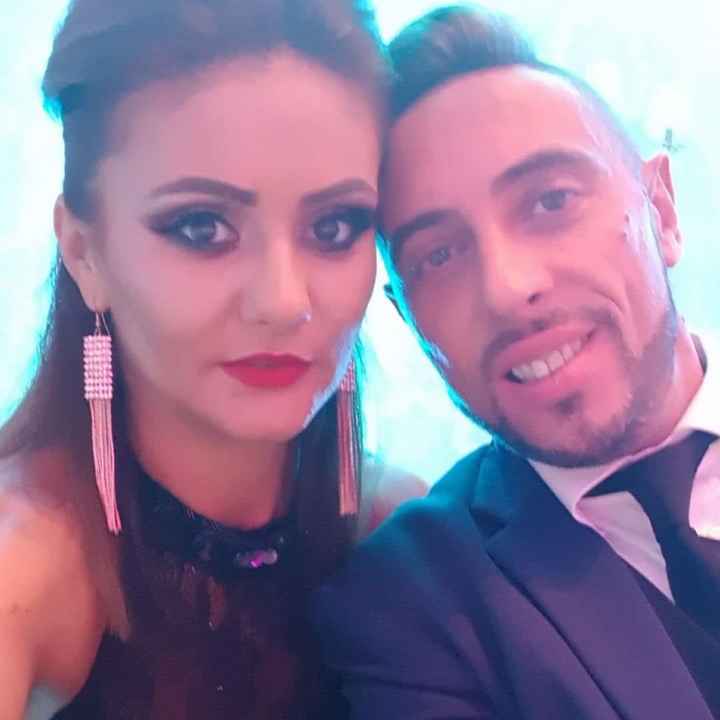 Postate una foto di voi due 👇 - 1