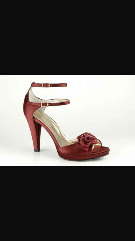 Le scarpe, peggio dell'abito ..... - 2