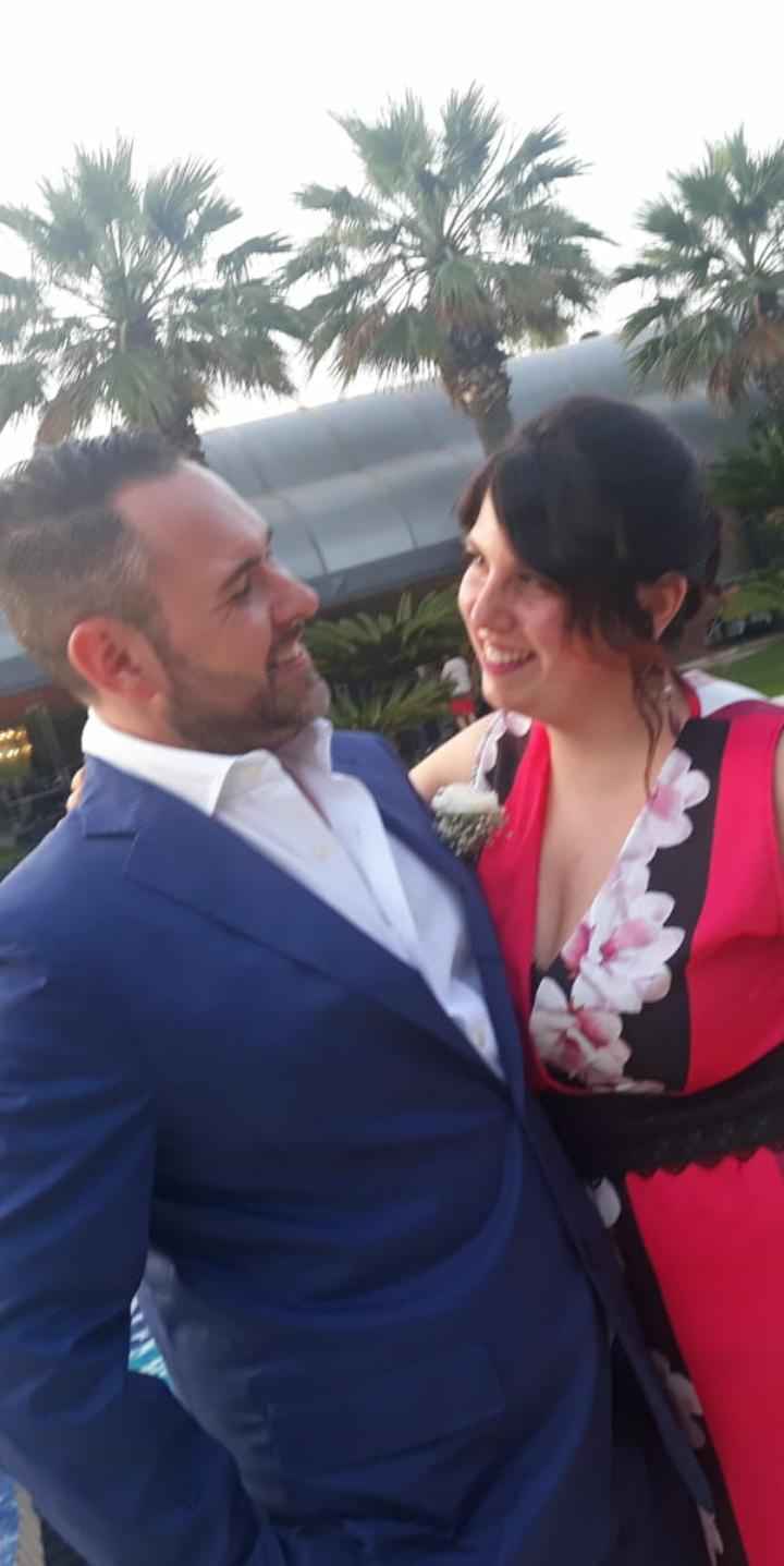 Postate una foto di voi due 👇 - 1