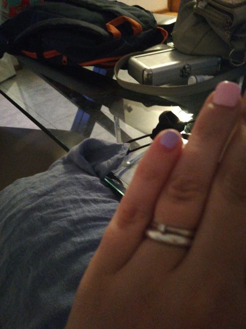 E ora mostraci una foto del tuo anello di fidanzamento! 20