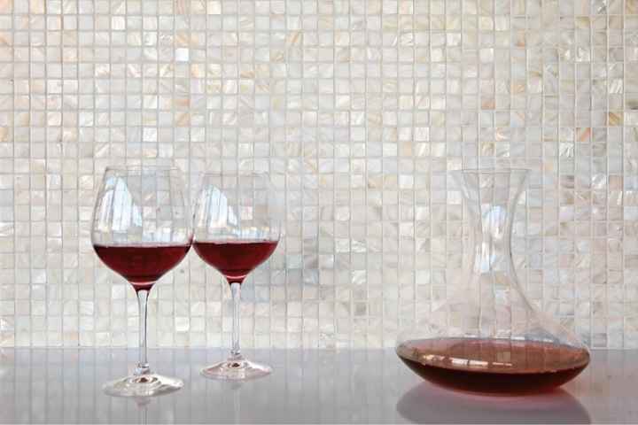 Mi farà uscire si senno questo bagno........ - 1