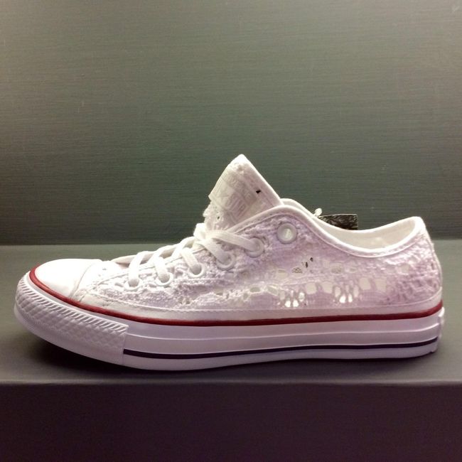 Converse in pizzo