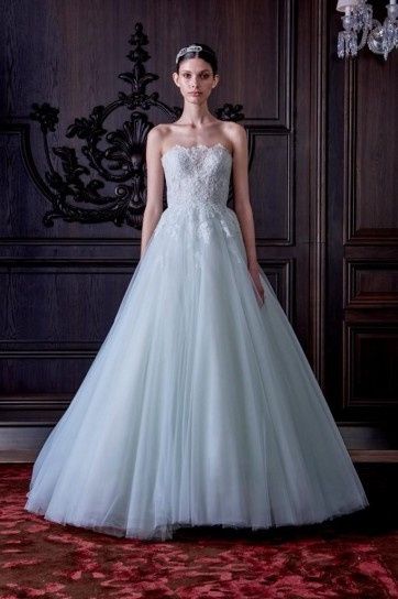 4) Monique Lhuillier