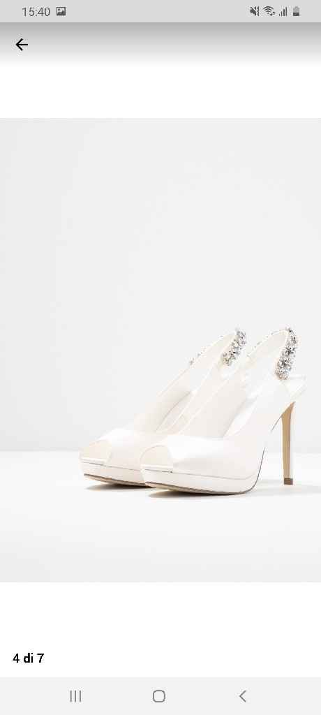 Le vostre scarpe? - 1