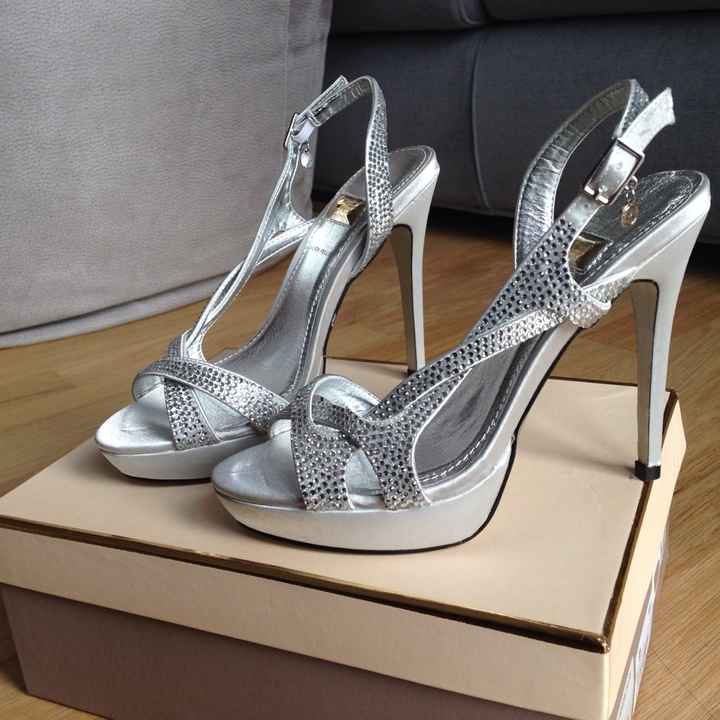 Saranno le scarpe giuste..?! - 1