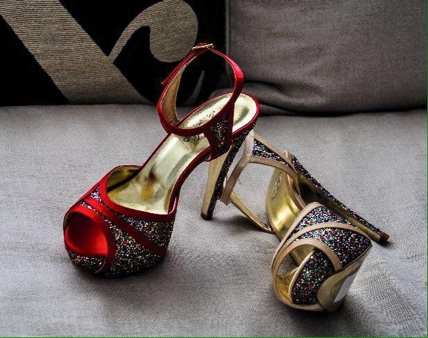 Mi fate vedere le vostre scarpe? - 1