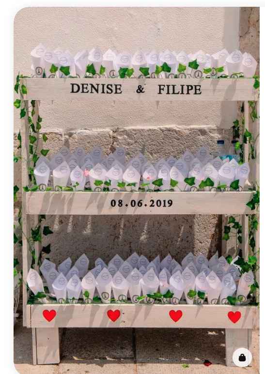 Coriandoli di petali veri e carrello per coni - 2