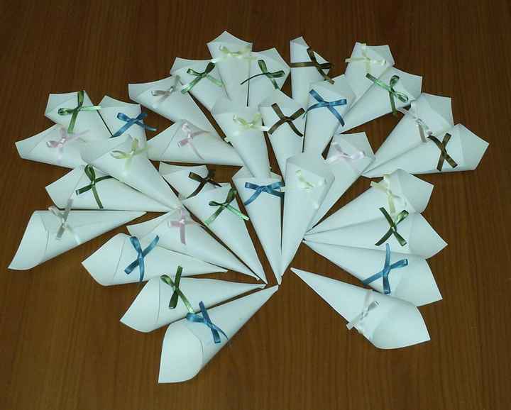 I miei coni porta confetti!!!!! - 2