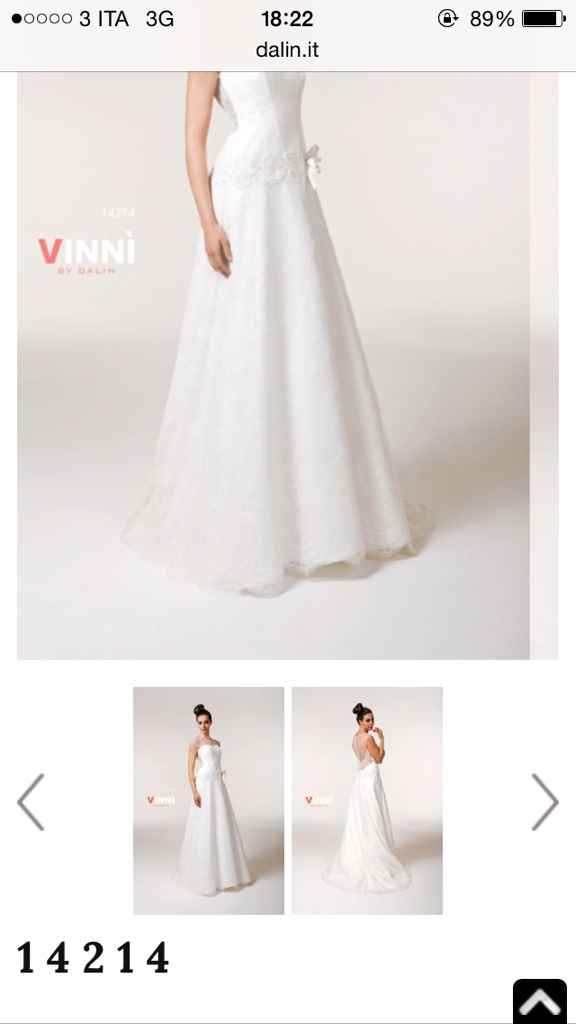 Foto "alla ricerca dell abito  - 2