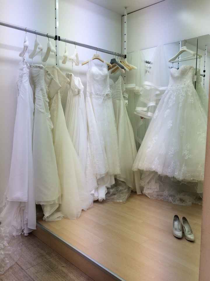 Foto "alla ricerca dell abito  - 3