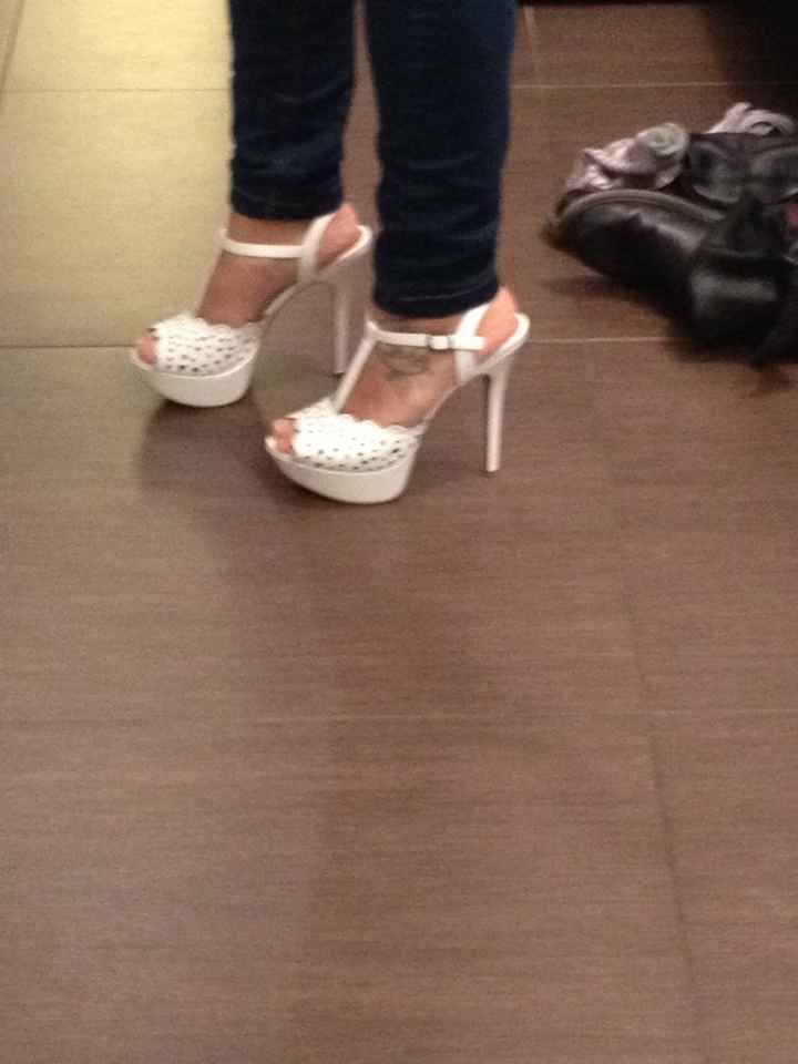 Cosa ne pensate di queste scarpe? - 2