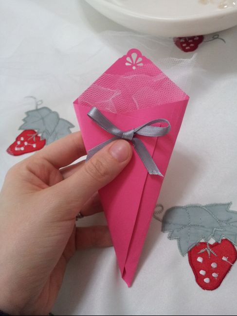 Confettata: cosa fornirete ai vostri ospiti per mettere i confetti? - 2
