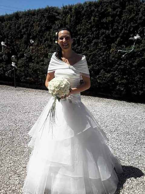 Mi fate vedere i vostri abiti? - 1