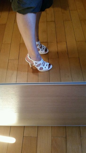 Le scarpe, dura scelta! - 2