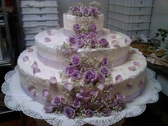 Torta ricoperta di panna  senza pdz - 1