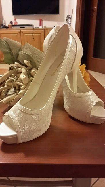 Urgente scarpe pontedera! - 1