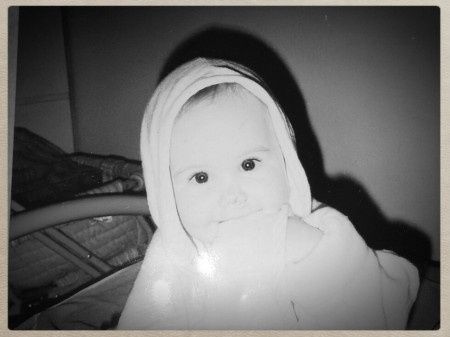 Una nostra foto da bambina e da adulta - 1