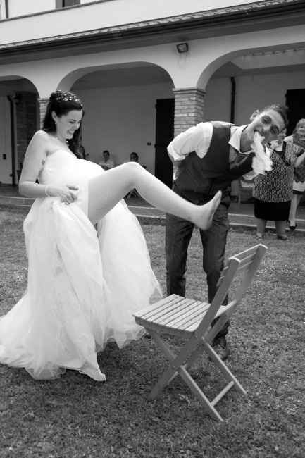 Quando il marito prende la giarrettiera... - 3