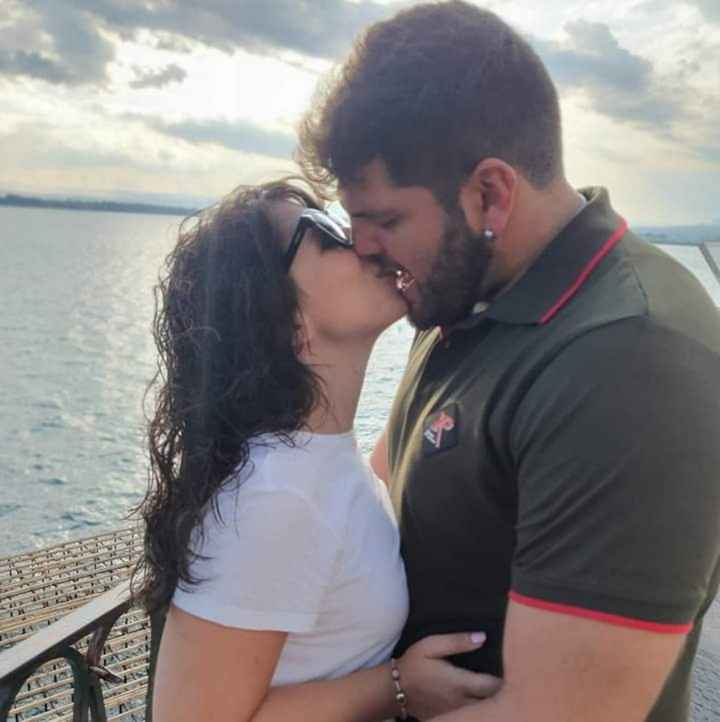 Piccolo giochino: postiamo i nostri baci da fidanzati - 1