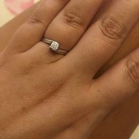 E ora mostraci una foto del tuo anello di fidanzamento! - 1