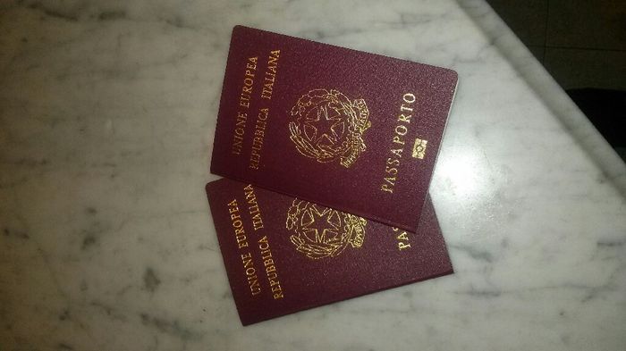 Passaporti ritirati! !!! - 1