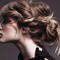 Acconciatura JLD capello lungo e mosso