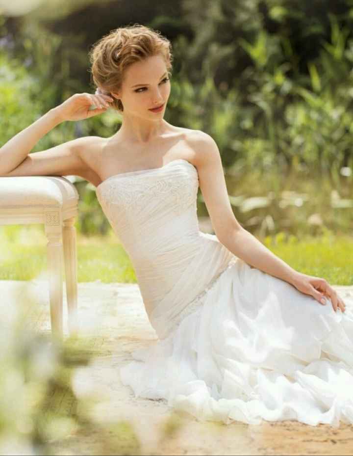 Mi fate vedere i vostri abiti? - 1