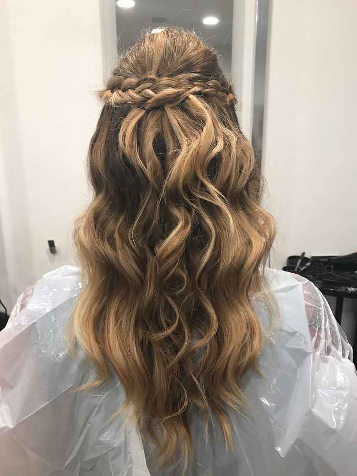 Aiuto acconciatura - 1