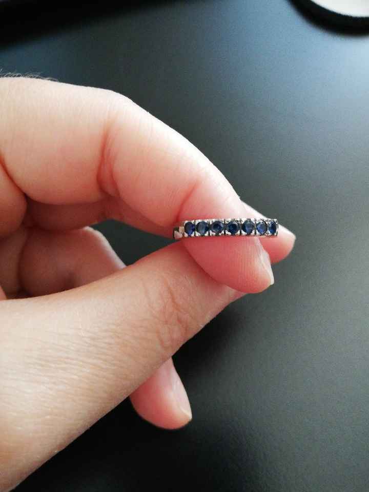 E ora mostraci una foto del tuo anello di fidanzamento! - 1