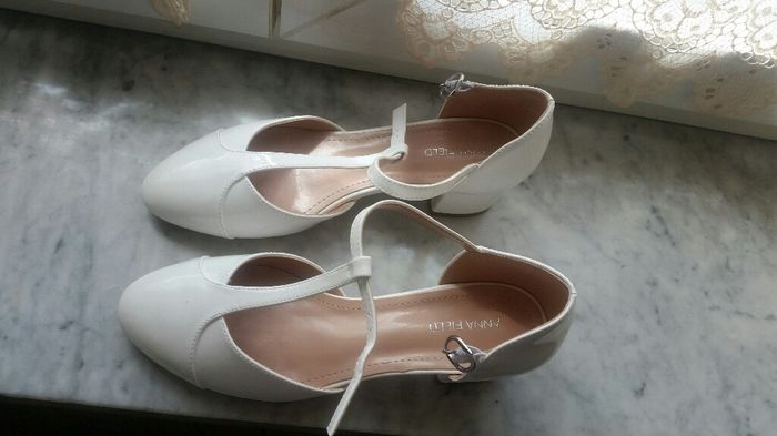 Quanto vi sono costate le scarpe da sposa? - 1
